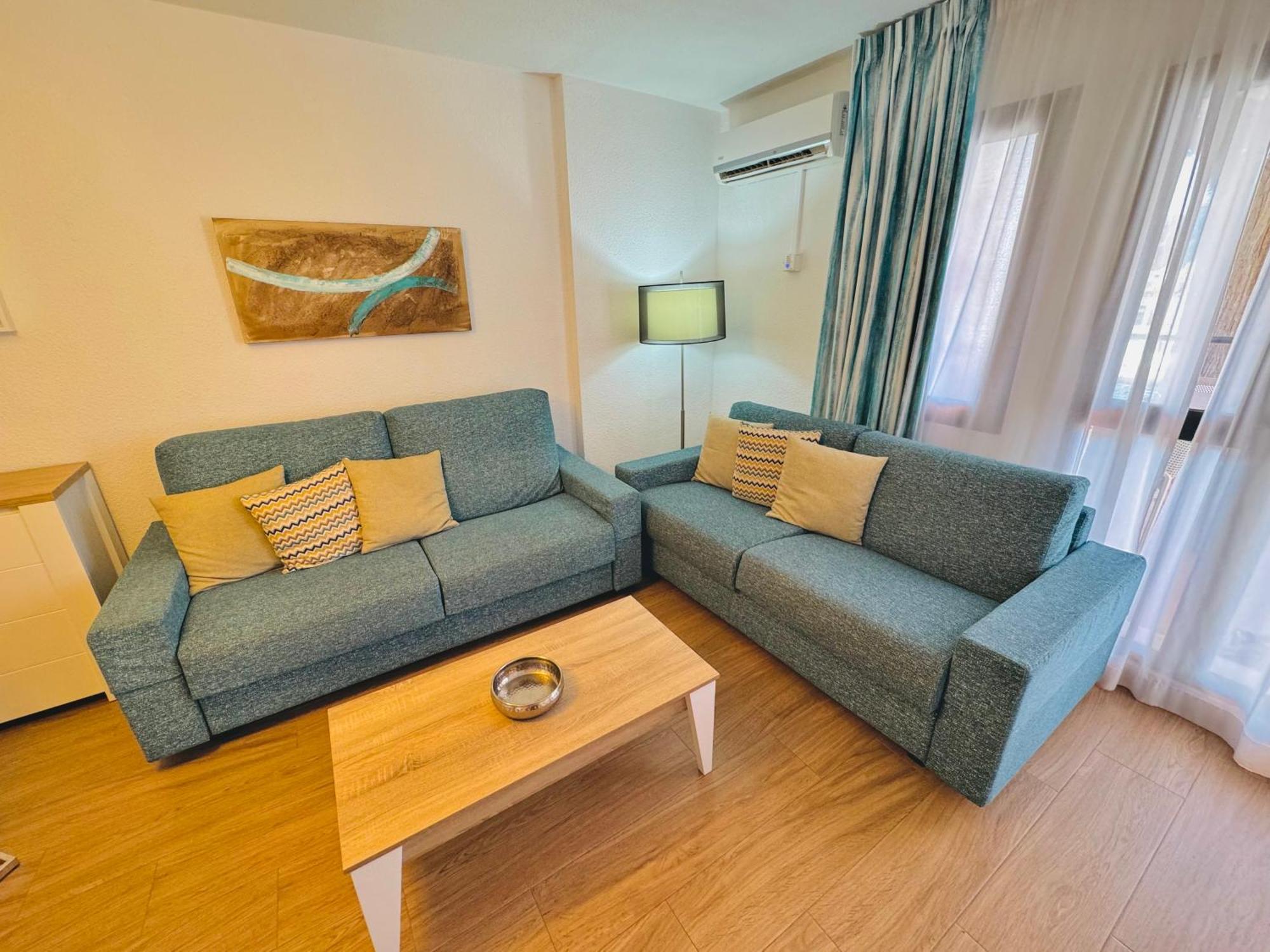 Pueblo Evita Premium Suites Бенальмадена Екстер'єр фото