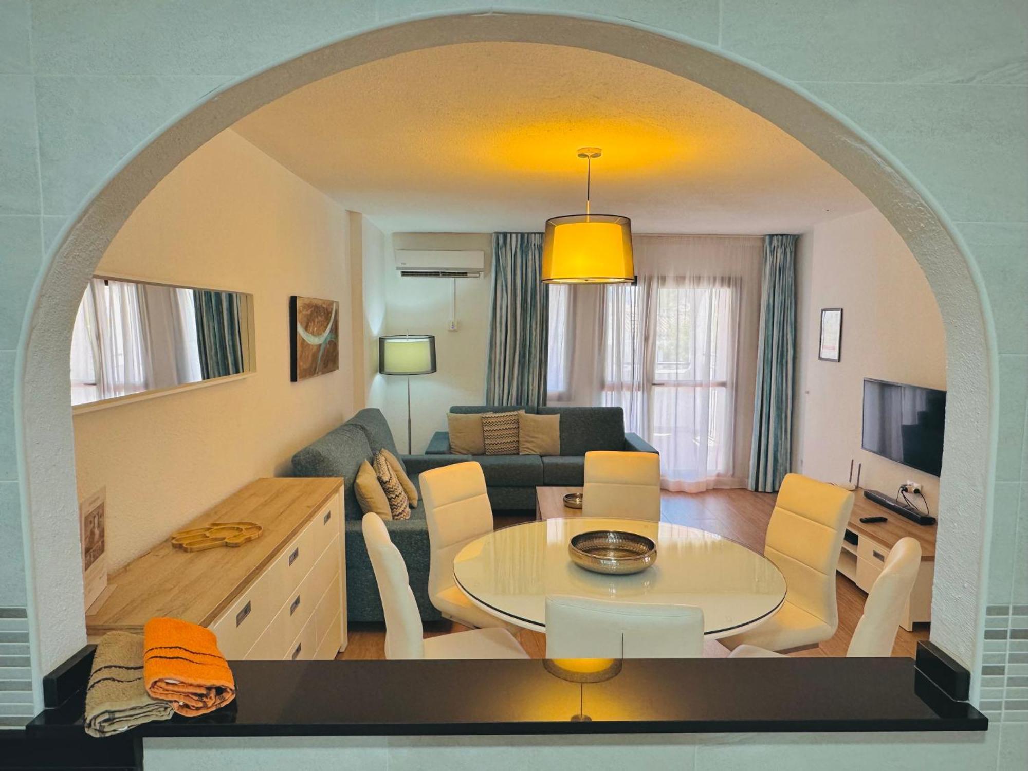 Pueblo Evita Premium Suites Бенальмадена Екстер'єр фото