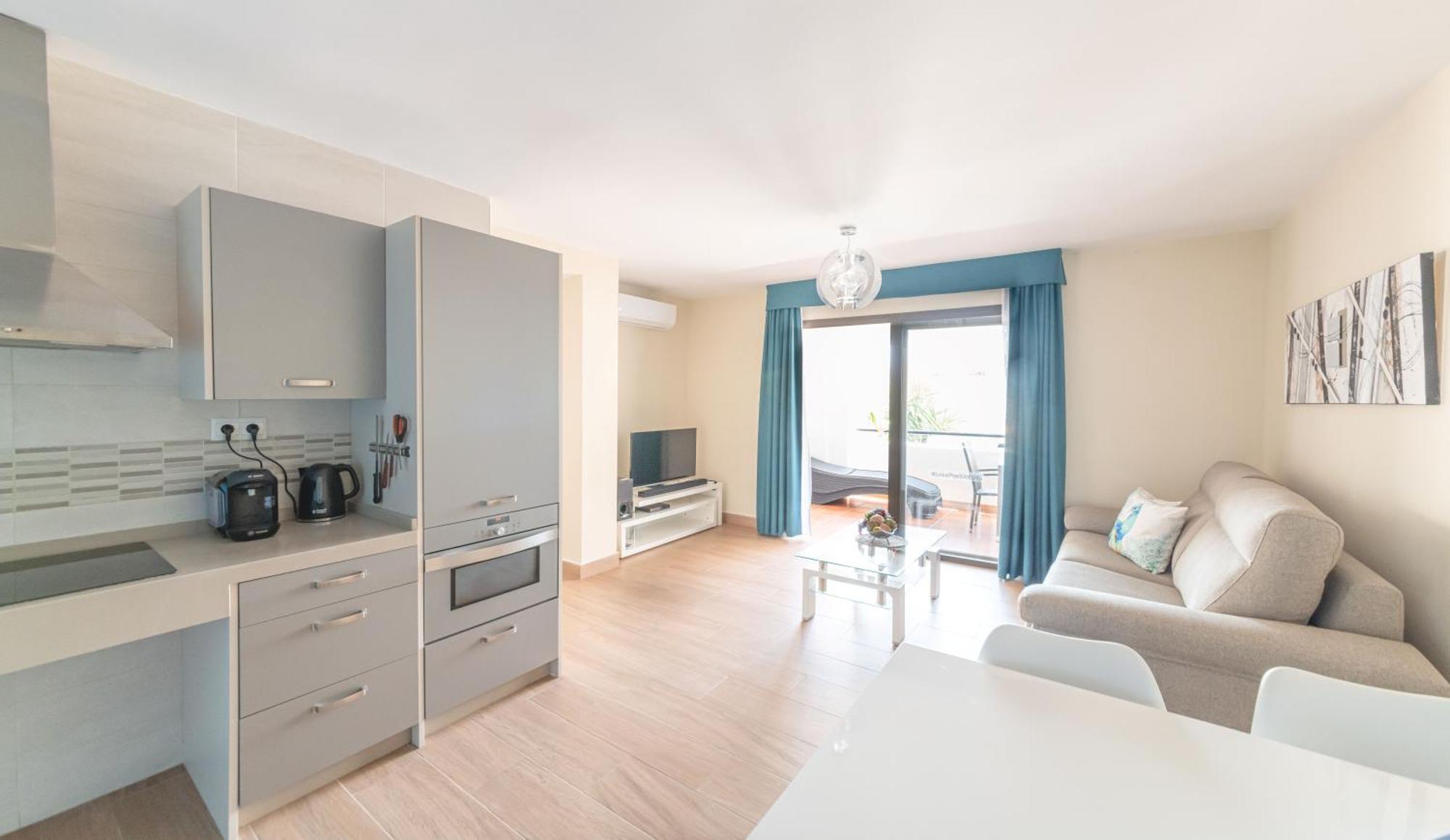 Pueblo Evita Premium Suites Бенальмадена Екстер'єр фото