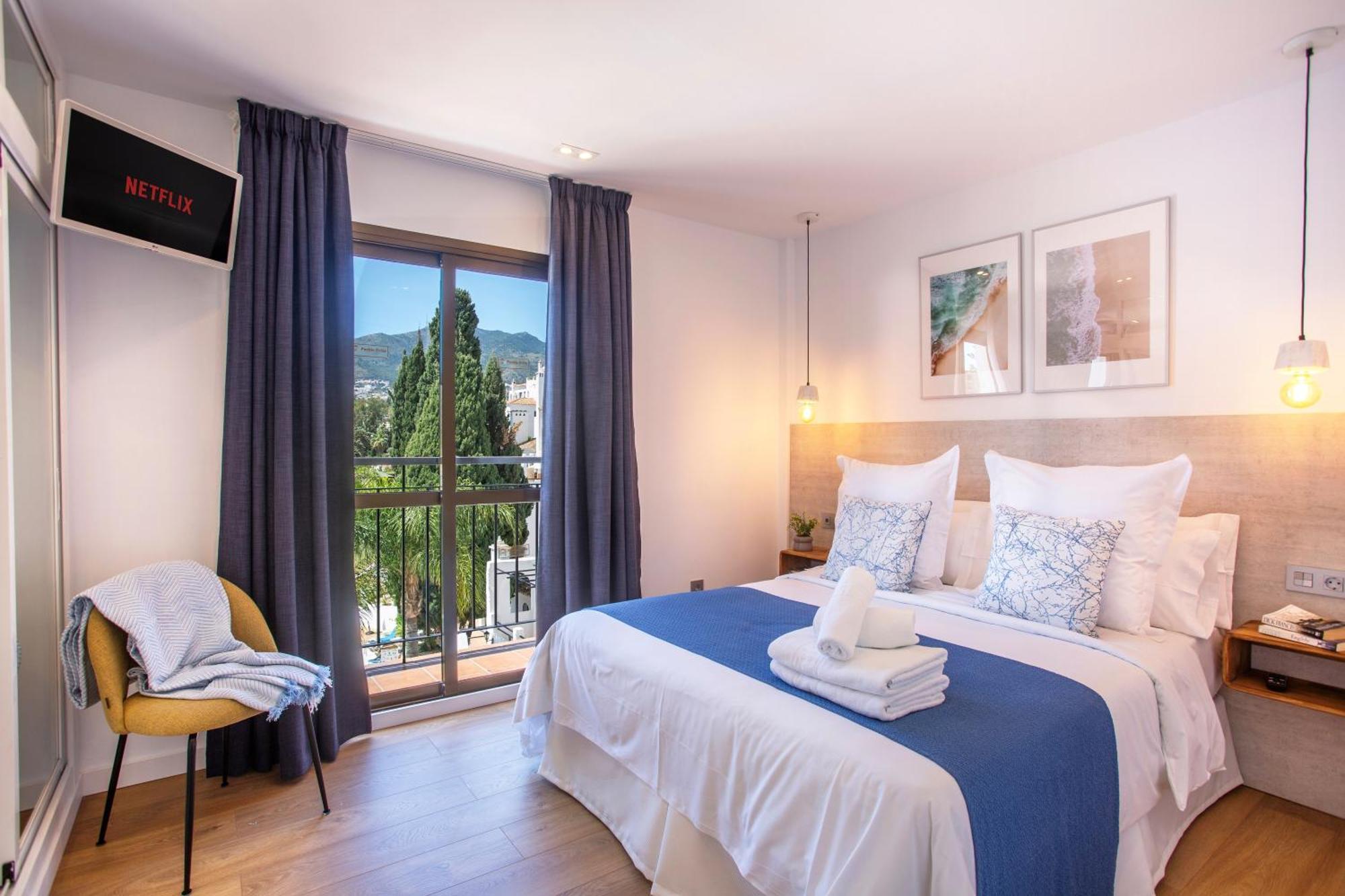 Pueblo Evita Premium Suites Бенальмадена Екстер'єр фото